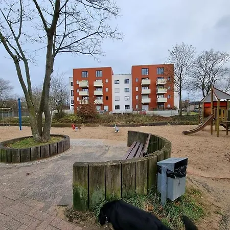 Apartment Modernes Fuer 4 -8 Gaeste. *