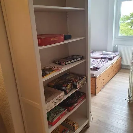 Apartment Modernes Fuer 4 -8 Gaeste.